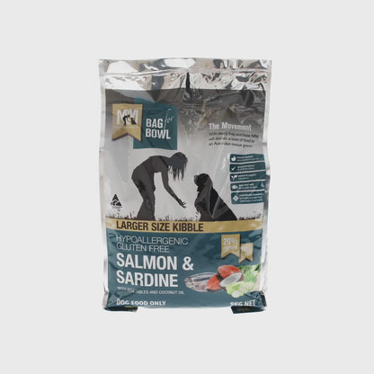 MFM Large Kibble Salmon & Sardine Gluten-Free Dark Blue